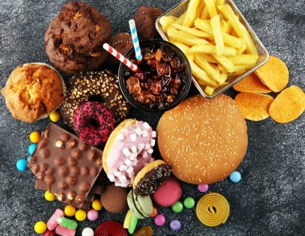 青少年充满垃圾食品的饮食可能会在很长一段时间内破坏大脑的记忆能力