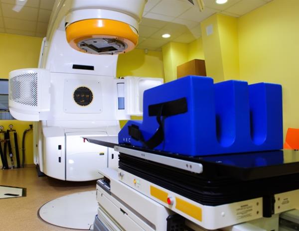 Mobetron便携式乳腺癌放射治疗系统