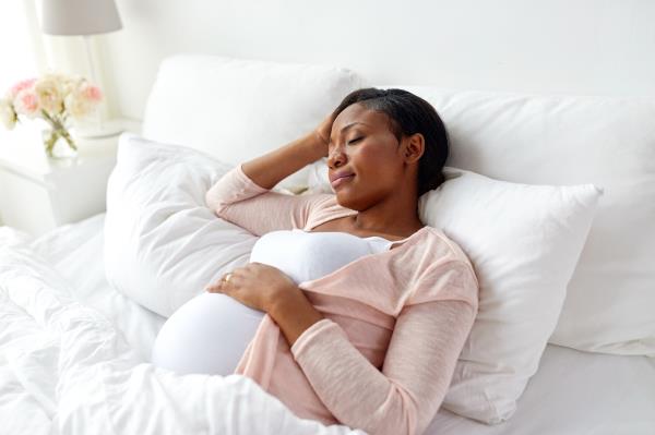 综述探讨睡眠障碍与怀孕之间的关系