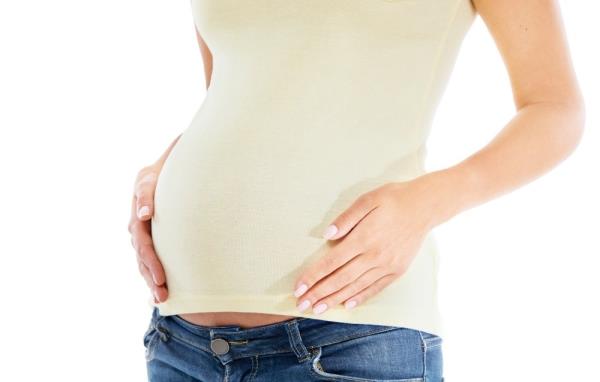 孕妇的代谢表型，除了孕前肥胖或妊娠糖尿病状态，是否可以改善对后代肥胖风险的评估?